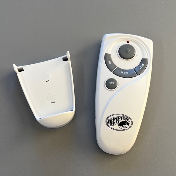 Hampton Bay White Remote Control - Picture 1 of 6